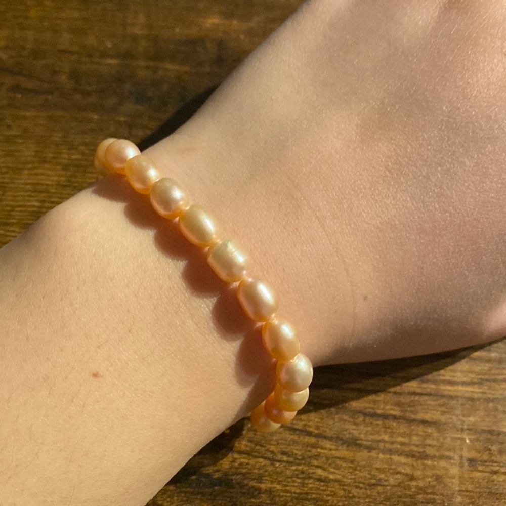 Handmade freshwater pearl bracelet